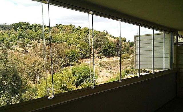 Inchidere cu sticla - Pret bun la balcon inchis cu geamuri glisante - Sistem balcon